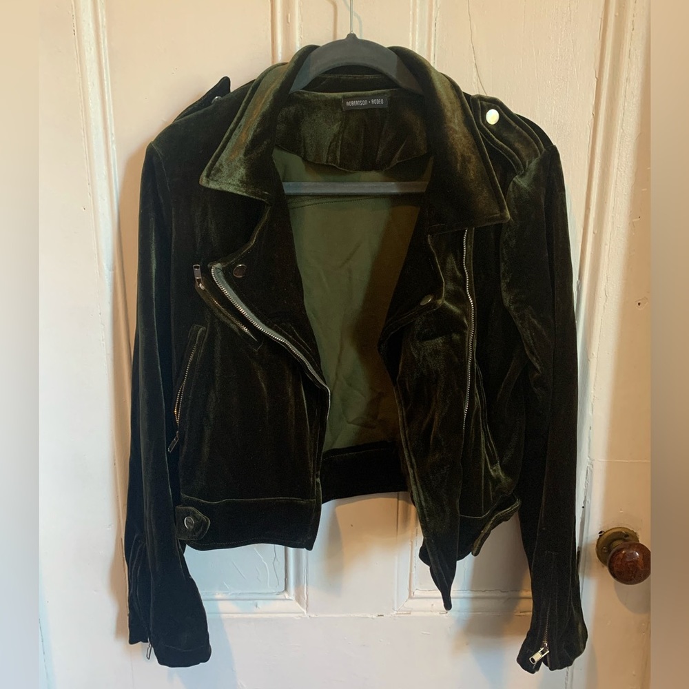 NWOT Robertson & Rodeo Green Velvet Jacket